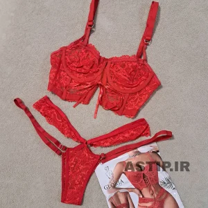 ست فانتزی زنانه نیمتنه و شورت گیپور رنگ قرمز